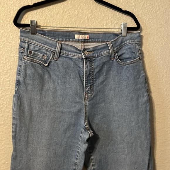 Levi’s Perfectly slimming boot cut 512 women’s jeans - Picture 2 of 7